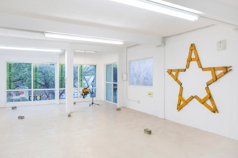 Installation view, Forma x forma, forman conforman at Roberto Paradise, Karlo Andrei Ibarra